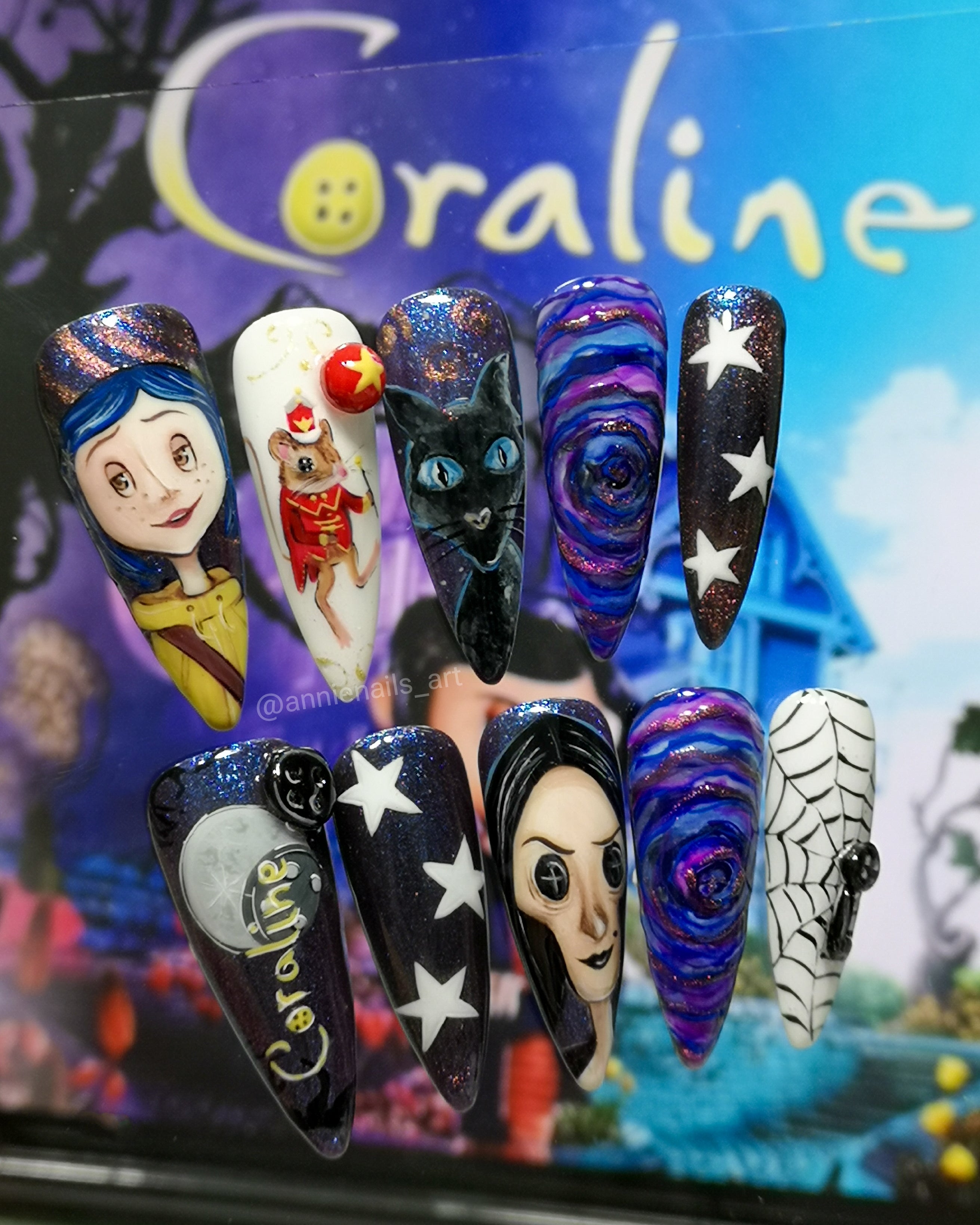 Uñas Coraline