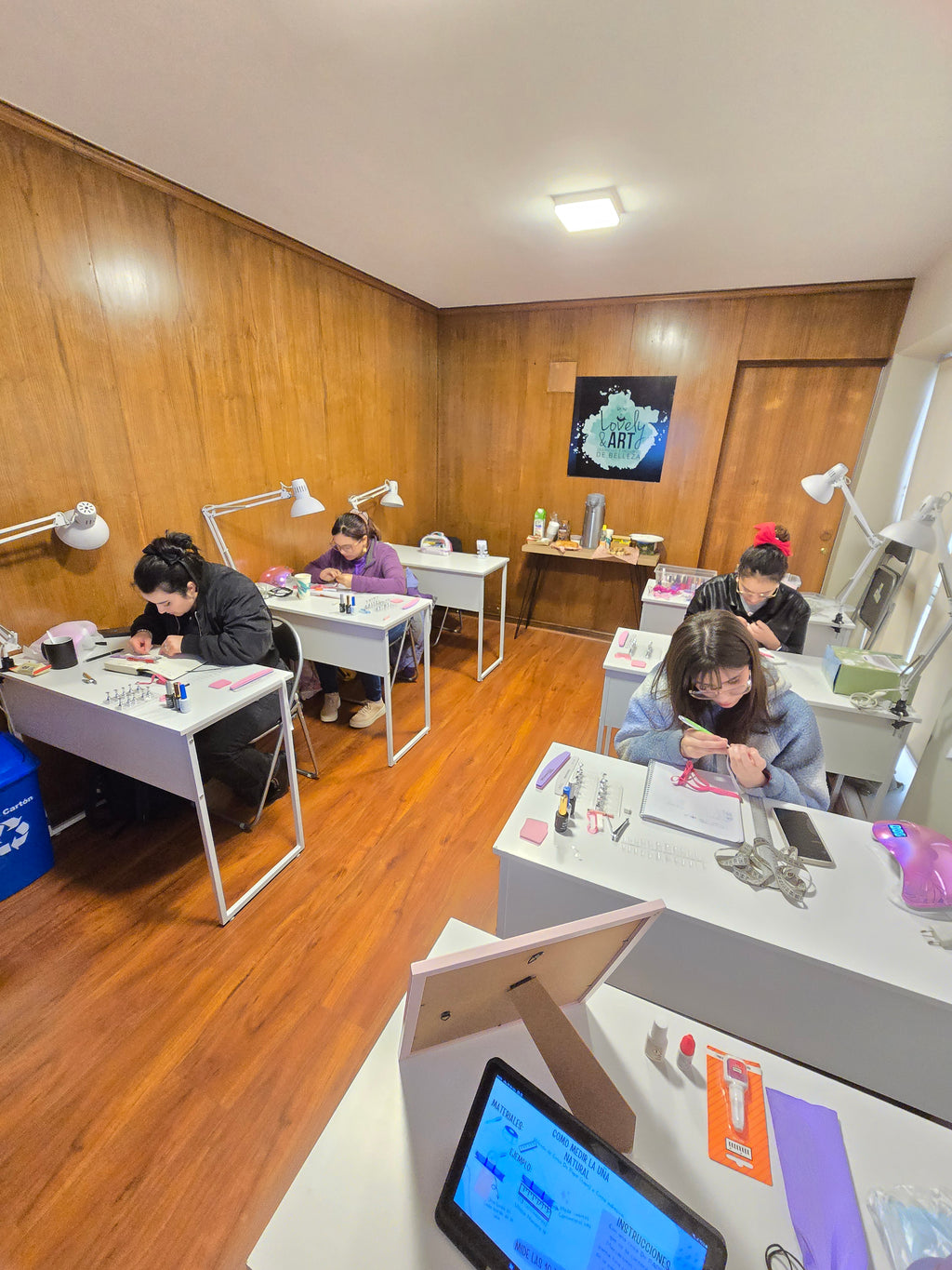 Curso Presencial Press On Nails